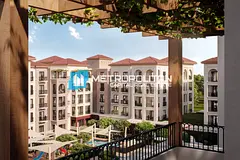 Elegant Studio W/ Balcony | Premium Amenities