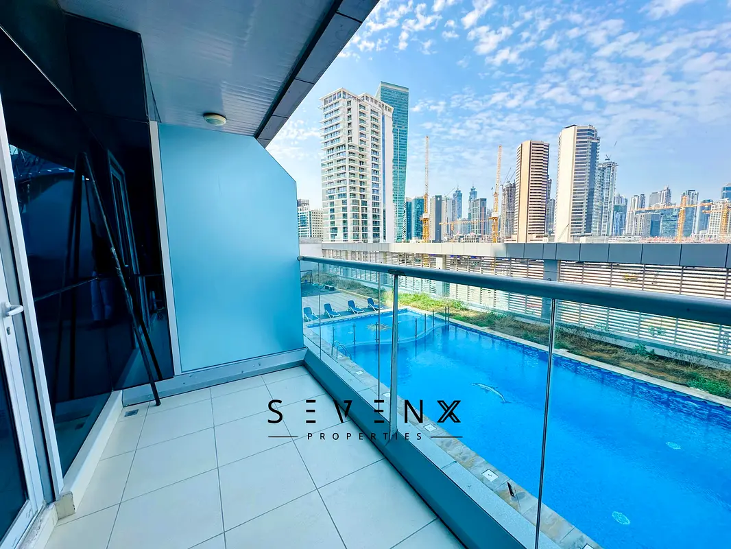 Studio | Pool View | Balcony