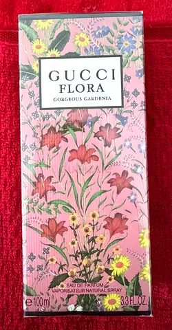 Gucci Flora perfume