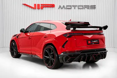 2019 Lamborghini URUS — фото 6