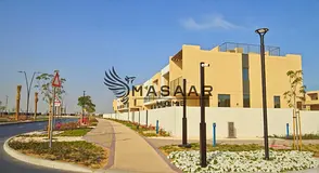 Vacant | Brand New | Maids+Study Room