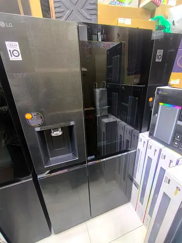 Lg instaview brand new never used box pack fridge