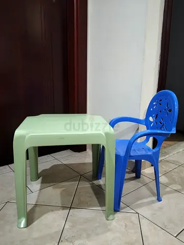 Both for 20 AED only Kids table with chair Location Al barsha 1
