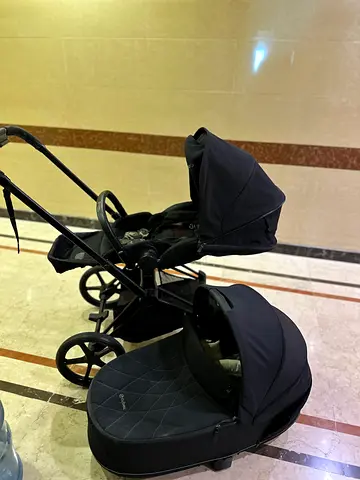 Cybex Priam stroller with bassinet