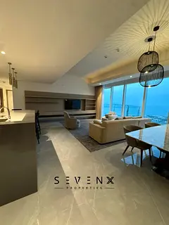 Penthouse - All Bills included- sea view
