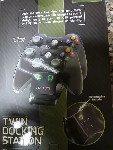 Xbox 360 Twin Docking Station for Dual Controllers