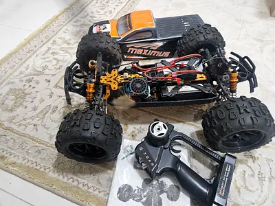 DHK maximus 1/8 buggy new 4s