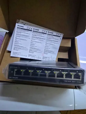 D-Link 8-Port Gigabit Switch in Excellent Condition