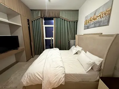 Master Room in JVC