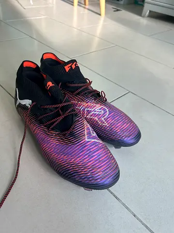 Football shoes (Puma future 8 ultimate)