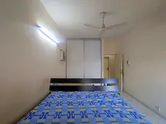 Huge room with separate balcony for Ladies or couples in Karama. 3500AED Including everything.