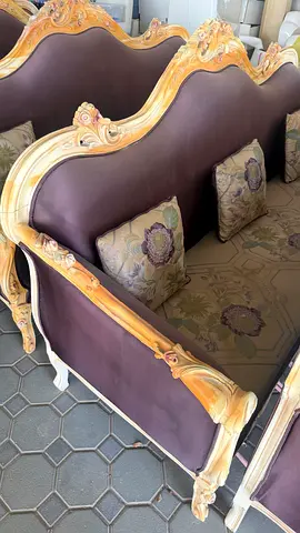 Elegant Vintage Sofa with Intricate Detailing