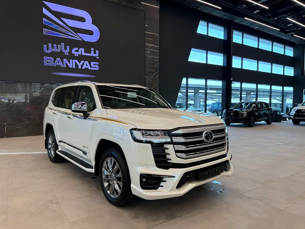 Toyota Land Cruiser 2026 — photo 1 of 9
