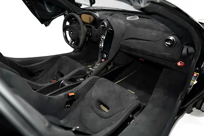 صورة 13 لـ 2022 Mclaren 765LT
