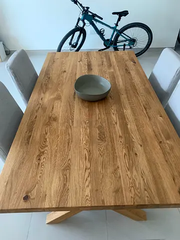 Set of 4 chairs in like-new condition, with extra chair covers