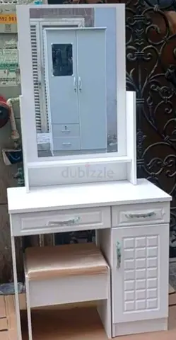 Dresser table new for sale