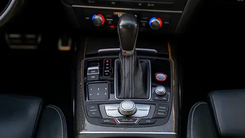 2016 AUDI S6 照片 8