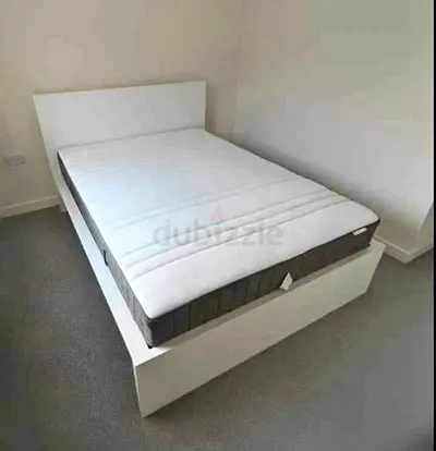 IKEA malam double‑size bed (140× 200 cm) with 2 storage drawers an IKEA mattress