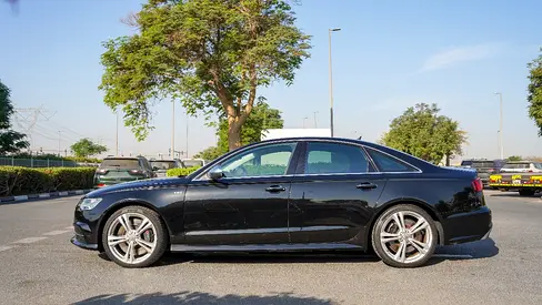 2016 AUDI S6 照片 19