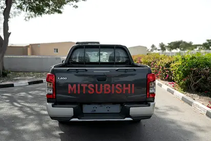 Mitsubishi L200 2023