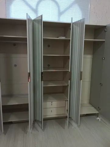 6 door wardrobe