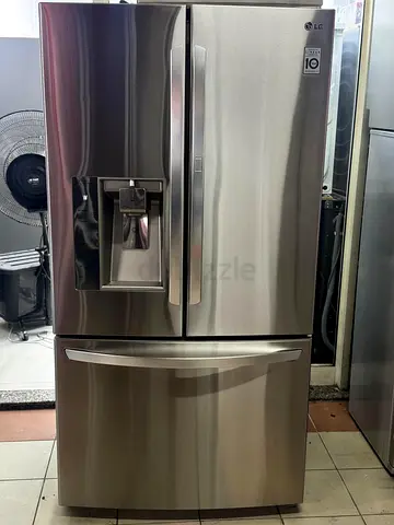 LG Stainless Steel Refrigerator french freezer with water depanser and ice maker