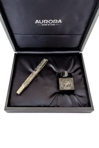 Aurora Sold Silver Fountain pen