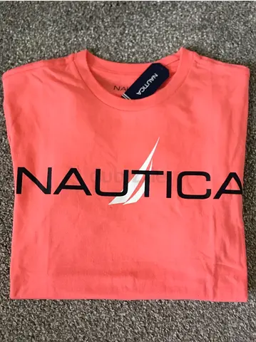 Stylish Nautica Men’s T-Shirt in Coral size M