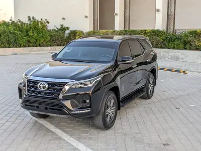 2017 Toyota FORTUNER 照片 2