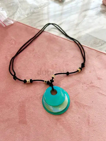 Stylish Layered Necklace with Adjustable Cord