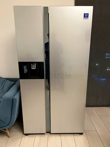Hitachi Dubble Door Refrigerator