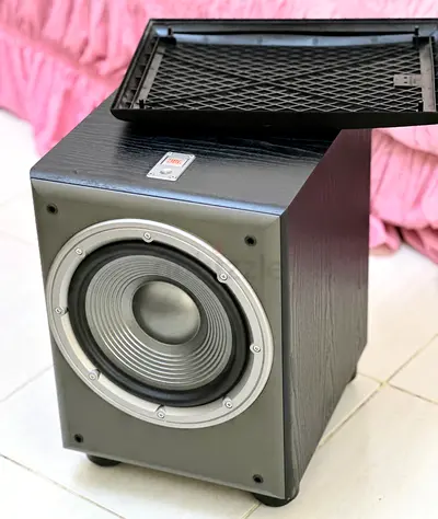 JBL E150, 10 inch Active subwoofer-300 watts