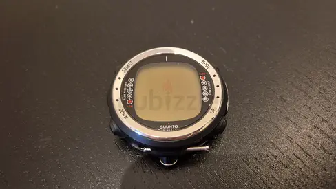 Suunto D4i Dive Computer - without strap - Not a single scratch!
