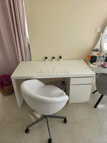 Study desk with chair
