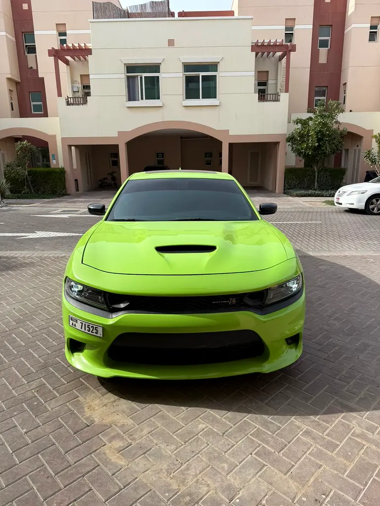 Dodge Charger 2023 — photo 1 of 11