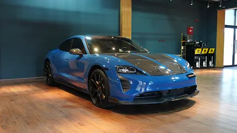 2022 Porsche Taycan GTS | Very Low Mileage 3k | Electric