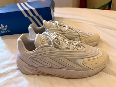 Adidas Athletic Shoes in Great Condition