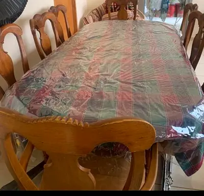 Dining table with 6 chairs