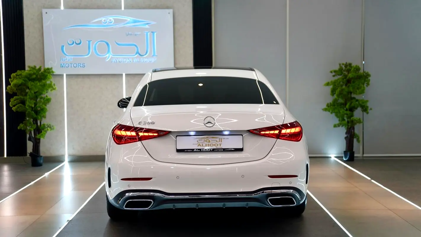 Mercedes-Benz C-Class 2023