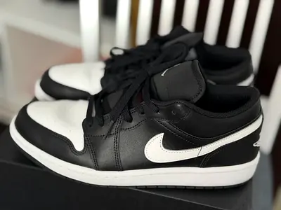 •• For Sale: Nike Air Jordan 1 Low - white  Black - Size EU 43