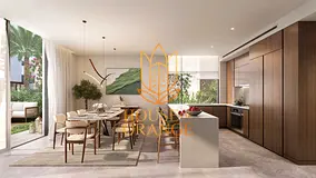 PRIME LOCATION - GENUINE RESALE -LUXURY VILLA