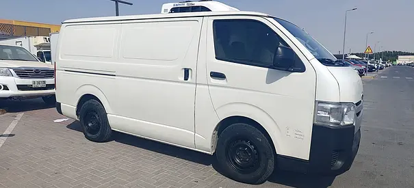 TOYOTA HIACE CHILLER VAN – GCC
 Model: 2021
️ Mileage: 112,000 KMS
️ Chiller Body (Perfect f