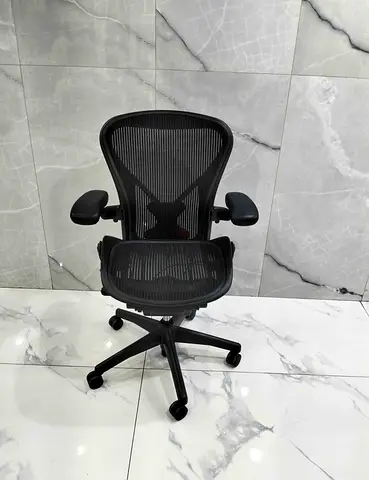 Herman Miller Aeron Chair Size B Fully Loaded Posture Fit