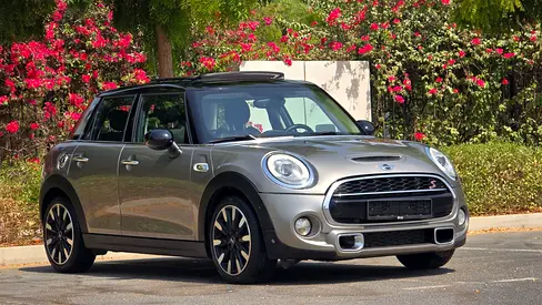 Like New Top Mini Cooper S John Cooper Works GCC Specs Full Agency Service History Single Owner