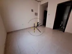 Studio with separate kitchen●At Prime Location●