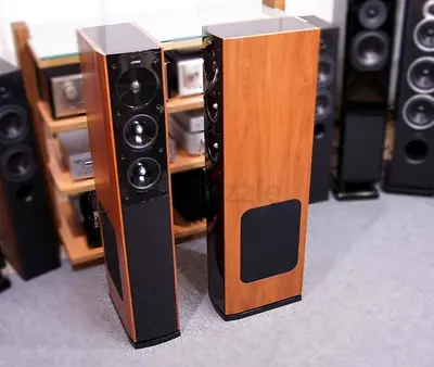 2PC JAMO S606 SPEAKERS WITH INBUILT SUBWOOFER