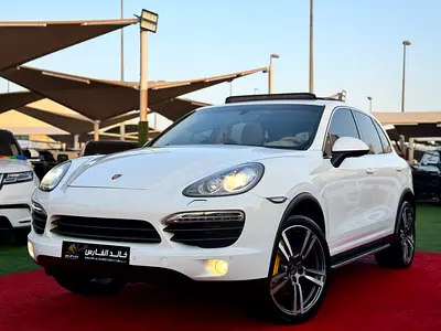 بورش كايان S 2013 بدون صبغ بحالة الوكالة التامة وسعر عرض ممتاز.