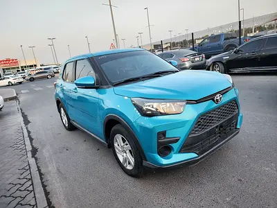 Toyota Raize GCC 2022 KM 65K VERY CLEAN IN SIDE AND OUT SIDE 100%