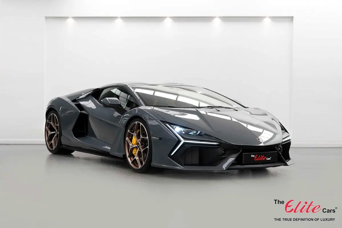 Lamborghini Revuelto 2024 — photo 1 of 16