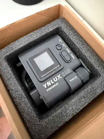 Yongnuo YN100 LED Video Light
